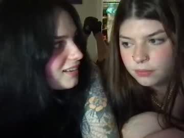 gigisweetie naked cam