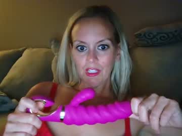 Naked cam girl miramofd image #3934564
