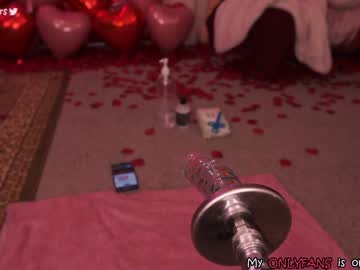 Naked cam girl evelynpiers image #3682346