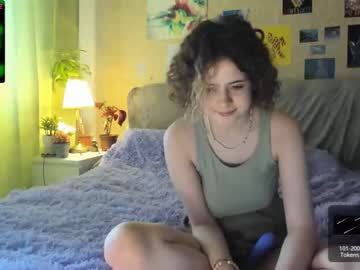 Naked cam girl nessaa_moree image #3777310