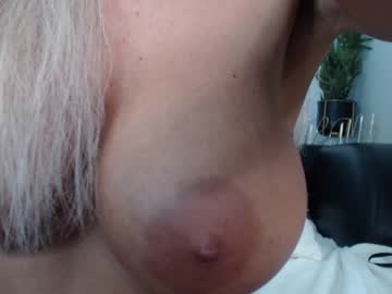 Naked cam girl marrylouanne image #41760