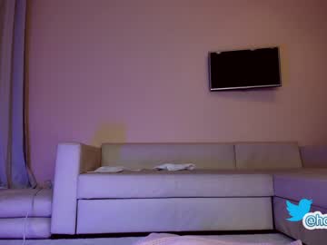 Naked cam girl hollyextra image #3214401