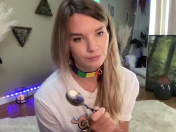 Naked cam girl phoenix_taylor image #2275230