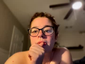 Naked cam girl krissykream69 image #3997771