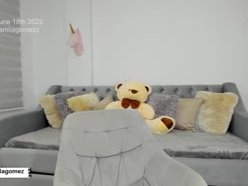 Naked cam girl camilagomezz image #2018647