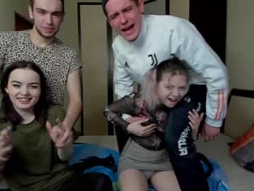 Naked cam couple family_intrigue image #1072017