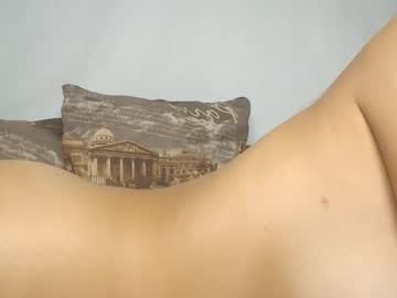 Naked cam girl niki_youn image #333011