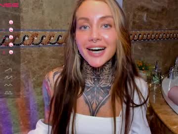 Naked cam girl nickyneck image #3750069