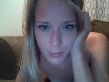 Naked cam girl brittx00x image #3947577