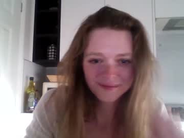 Naked cam girl pixiehole4u image #4077105