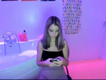Naked cam girl amelia__williams image #585390