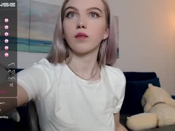 Naked cam girl small_blondee image #981110