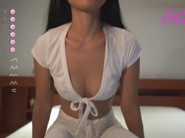 Naked cam girl _lillilly_ image #2278193