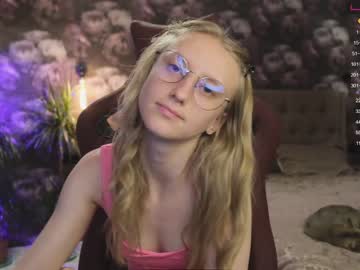 Naked cam girl angeellina image #1938683