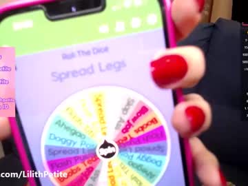 Naked cam girl lilith_petite image #832144
