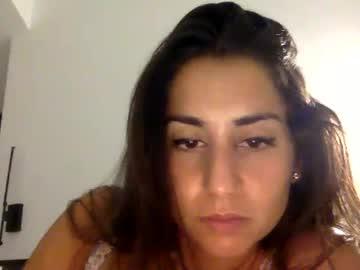 marina_reina naked cam