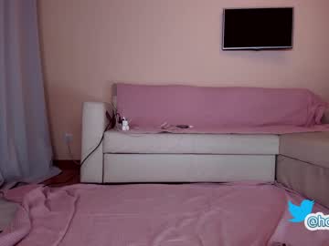 Naked cam girl hollyextra image #2926908
