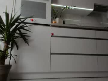 Naked cam girl meryfoxxx image #2329694