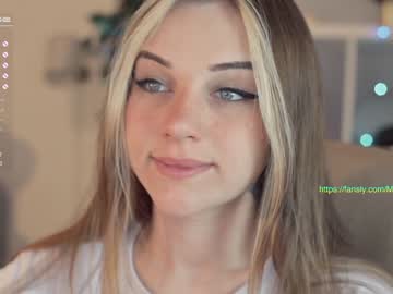 Naked cam girl mia_milagros image #2075262