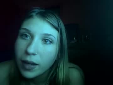 Naked cam girl trapbaby22 image #4063972