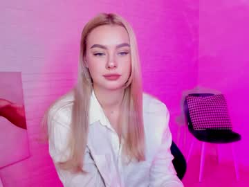 Naked cam girl 8a8y_nura image #900447