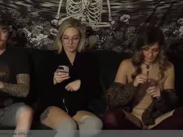 Naked cam couple kats_cam image #3024003