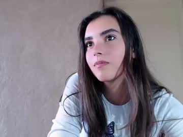 Naked cam girl nika_la image #2422479