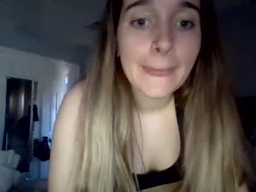 Naked cam girl jillylovestay image #3995148