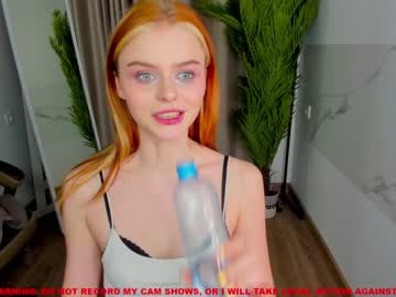 Naked cam girl tinkywinky_coy image #1492382