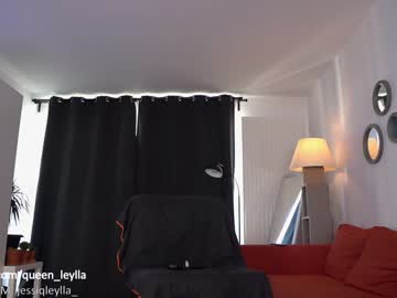 Naked cam girl queen_leylla image #1373492
