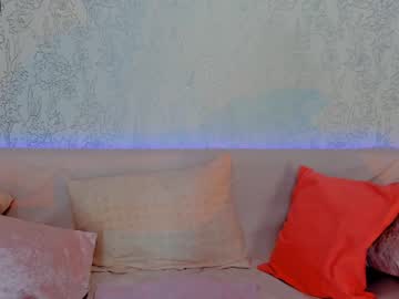 Naked cam girl madeline_jackson image #3387514
