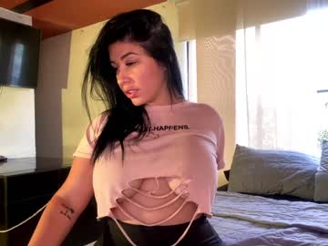 Naked cam girl amy_queen7 image #1325232