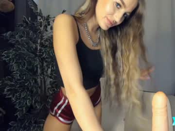 Naked cam girl xxx_leila image #1481197