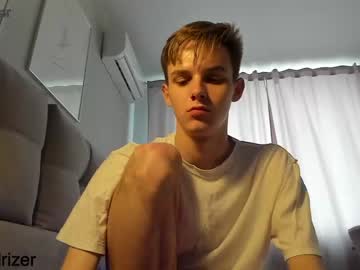Naked cam man horny_jerk_roy_prick2001 image #1768036
