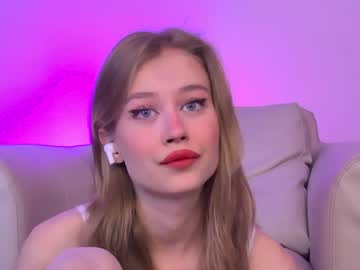Naked cam girl shycinderella image #563383