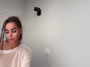 bybeby naked cam