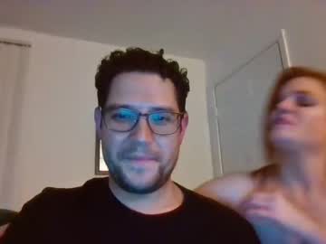 Naked cam couple livanddon777 image #1545322