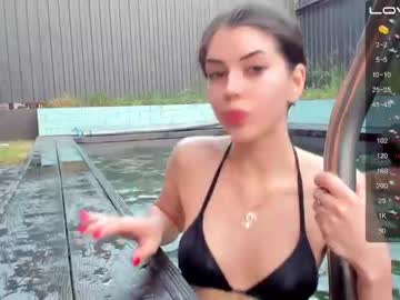 Naked cam girl small_blondee image #1900528