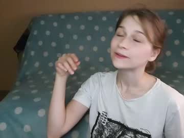 Naked cam girl mekyy_no_neko image #2562215