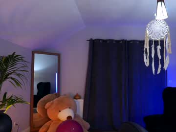 Naked cam girl juicyandthepussyblvd image #2039847