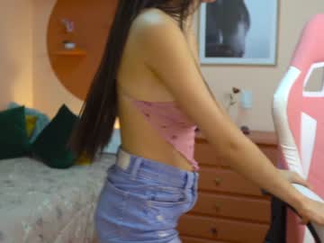 Naked cam girl cielo69_ image #2125752
