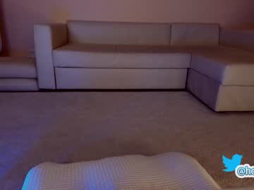 Naked cam girl hollyextra image #3365089