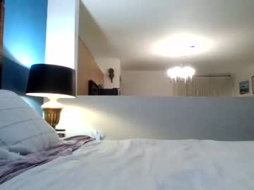 Naked cam girl bellaryderr image #3489042