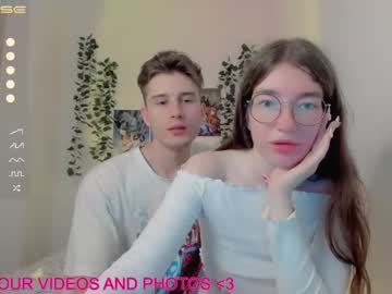 Naked cam couple alicekaneky_xx image #2119823