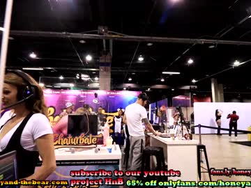 Naked cam couple honeyand_thebear image #1671375