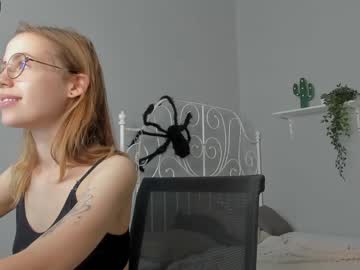 Naked cam girl asemiluna image #426837