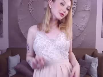Naked cam girl marykallie image #2243382