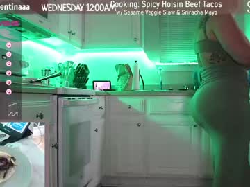 Naked cam girl milavalentinax image #3524578