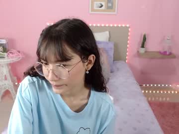 Naked cam girl little_effy18 image #1542477