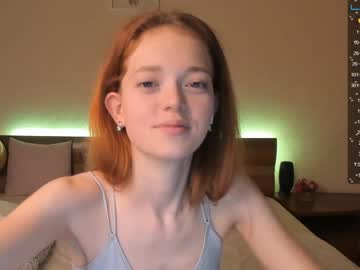 Naked cam girl olivia_garden image #2609110